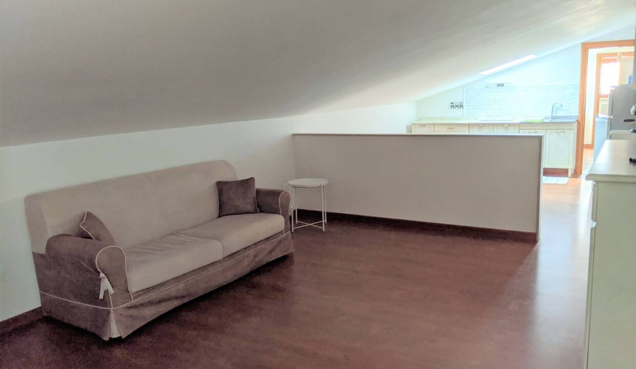 F_767822